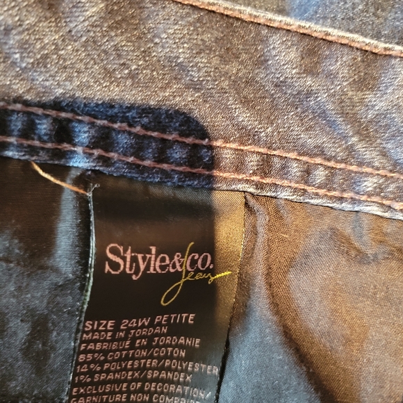 Plus Size Women's Jeans 24W Petite - Picture 6 of 6